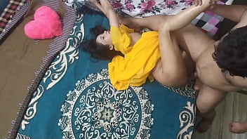 Desi Bhabhi in Yellow Sari Shaved Pussy Hardcore Sex
