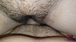 me corro dentro de mi hermanastra