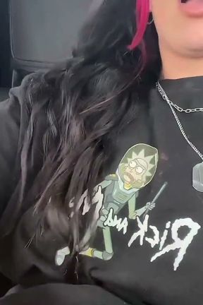 Hayley Quinn Cums Hard in Lamborghini