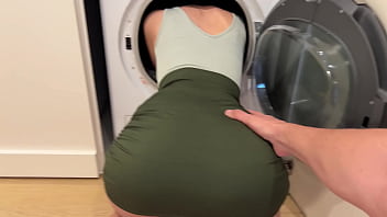 Stepson fucks stepmom while she&#039_s stuck in the washing machine