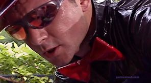 Latex outside threesome