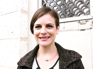 ”Divorced she wants to experience a double penetration”