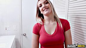 Blowjob in Bathroom