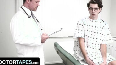 Hunk Doctor Jesse Zeppelin Stimulates His Patient's Sexual Desires With Creampie - Doctor Tapes