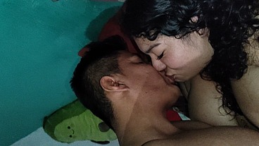 Me folle a mi vecina super tetona