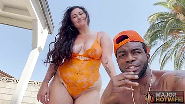 Busty Cougar Hottie Josie Jaxxon Gets Banged And Jizzed By Rome Major!