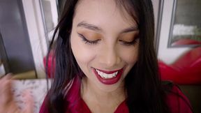 me escape de clases en la manana y estaba esperando a mi novio para ir al cine pero no llegaba, entonces llego el profe beto y me convencio de ir a clases porque es lo mejor para mi futuro