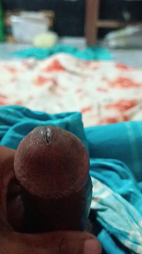 Masturbating in Benglades