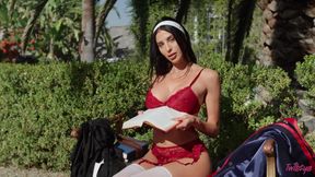 Azul Hermosa's Solo Latina Heat in Sensual Massage