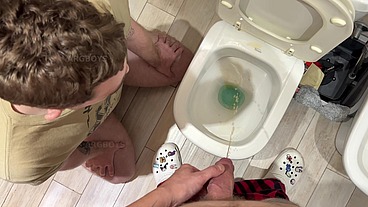 He Kisses my Big Hard Cock while I pee