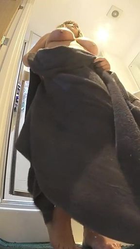 Tiny Ex Accidentally Gets Fucked