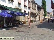 Hanka - It´s public nudity time