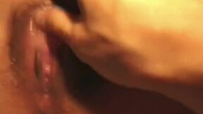 ”Japanese Preggy Fingering snatch closeup”