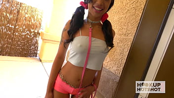 Brunette Babe Alicia Reign Is Horny For Bryan Gozzling&#039_s Extreme Sex!