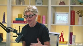 Breaking Shame Cycles & Being True to Yourself, with Khloe Kingsley! | the Adult Time Podcast