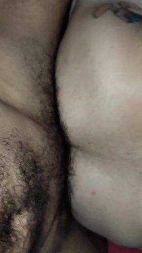 The Hot and Stinky Girl!