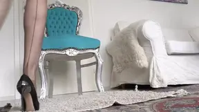 Mature babe squirts over my heels in nylon stockings