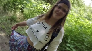 Hoosier Teen Slut Fucks Her Hairy Pussy In Public