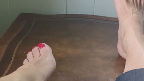 Shiny polished toe nails