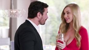 ”VIXEN Kendra Sunderland has sexecutive meeting with her boss”