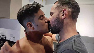 YURI GAÚCHO - JUDOCA MAMADOR DE PAU - GAÚCHO SOCOU NA GARGANTA DO BEZERRO ATÉ GOZAR - BOQUETE NA PICA GROSSA DO YURI GÁUCHO