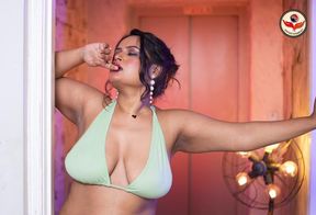 Wonderful Indian MILF softcore video