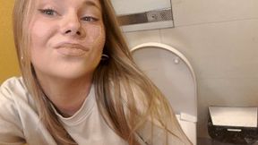 Emergency use of public toilet mp4 HD