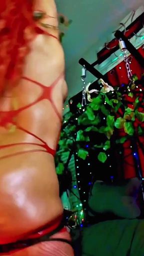 Ivy's Kiss Bloom of Ruin