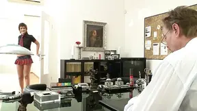 Brunette boss drills employee's ass