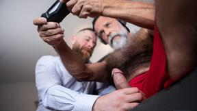 ”Bushy Gaymers - Daddy Cakes, Daddy John”