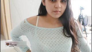Beautiful teen with a delicious body fucks with her horny stepdad - Porno en Espa&ntilde;ol