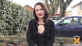 alice, coquine sexy, veut une baise hard avec son collegue