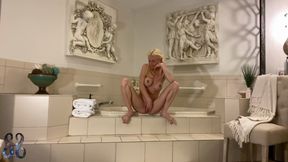 Fucking My Phat Pussy with Big Dildo