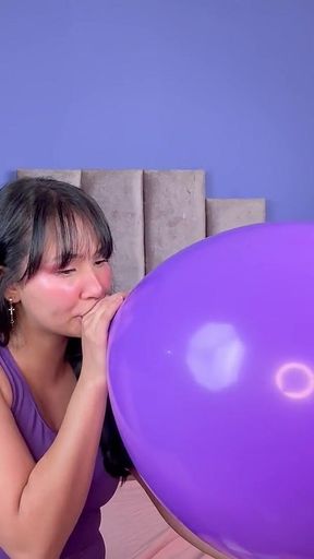 My Ass Vs Giant Ballon