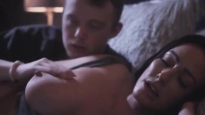 Hot MILF shares bed with her nephew & ends up getting pounded & cumming