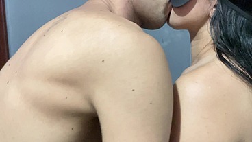 Amigo trouxe sua esposa pra eu comer enquanto ele filma