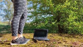 Sneaker-Girl Darleen - Notebook Crush with Shoes