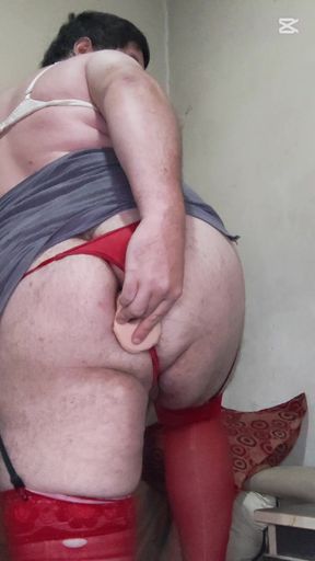 Secretary waiting for the boss while you play alone