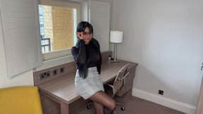 secretary fucks her boss ft logan scott