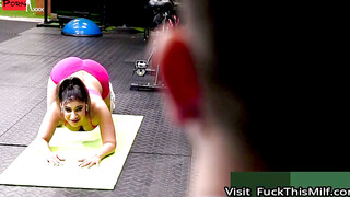 Mila Milkshake Gets Stretchy Gym Sesh Turns into Insatiable Orgasmic Frenzy!