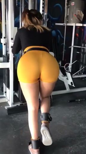 GYM INSTRUCTOR HAVING SEX WITH ONE OH HER PORN LOVERS   Clip 2