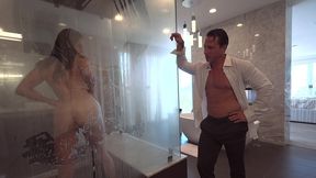 marie fox: dinner or in her