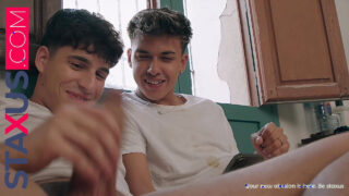 Avsugning, par, handjob, slickande, önskas – ung europeisk tonåring Danny Fontana och David Cameron, stor kuk analt knullad