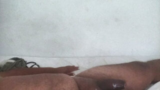 Masturbacja, wytrysk, czarny, duży czarny kutas, dojenie – duży kutas amatora młodych pulchnych facetów ruchających się w dupę