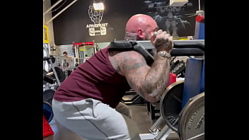 Update #36 (June 29, 2022) Leg day at the gym!