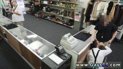 Blowjob in gays and hung top Sucking Dick And Getting Fucked!