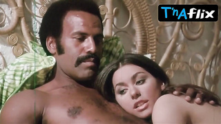 Crippy Yocardo Bumpers, Bathing suit Vignette in Mr. Mean