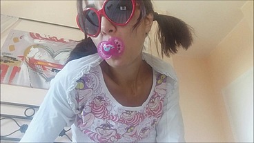 I wet my diaper with my squirt ... I'm a sexy horny and I love a pacifier