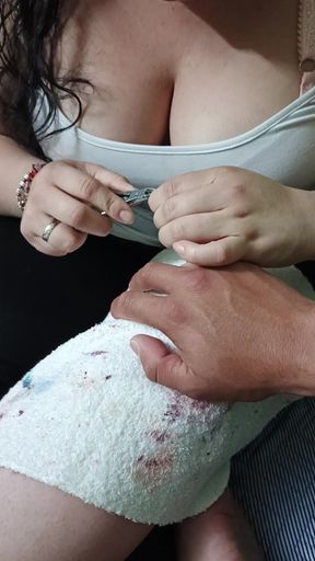 I Can't Oppose Touching the Manicurist's Tits