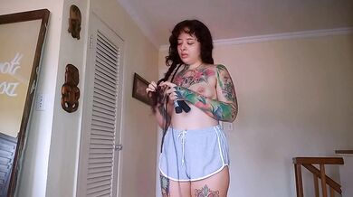 Jumping rope while my boobs bounce